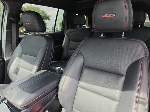 Used 2024 Chevrolet Traverse Z71 w/ LPO, Floor Liner Package AWD/4WD image 23