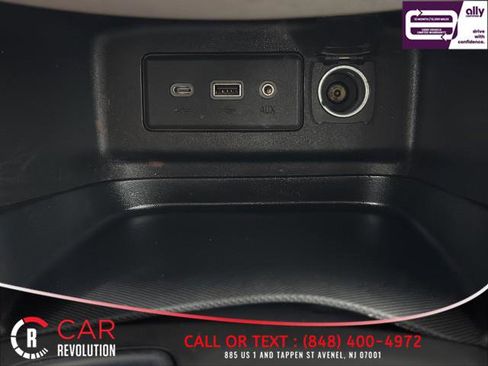 Used 2022 Chevrolet Equinox LS image 34