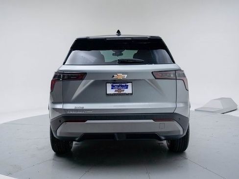 New 2026 Chevrolet Equinox LT w/ Convenience Package II image 6