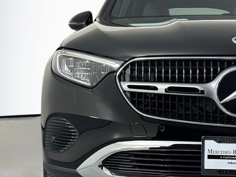 New 2026 Mercedes-Benz GLC 300 image 13