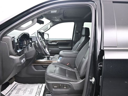 Used 2022 GMC Sierra 1500 Elevation w/ Elevation Premium Package image 14