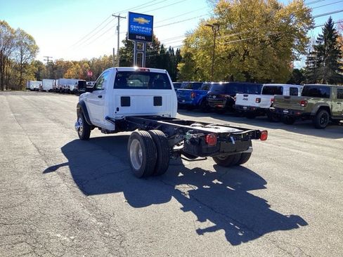 New 2026 RAM 5500 Tradesman w/ Chrome Appearance Group AWD/4WD image 5