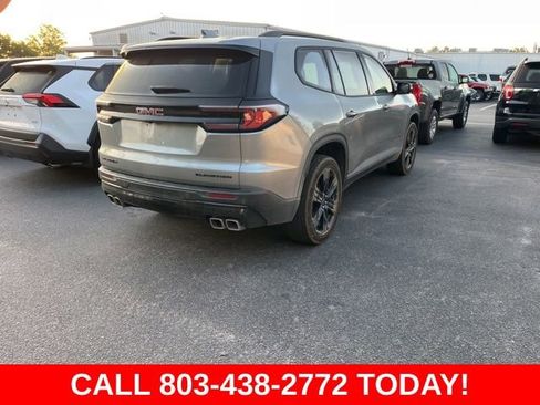 Used 2025 GMC Acadia Elevation w/ Elevation Premium Package FWD image 2