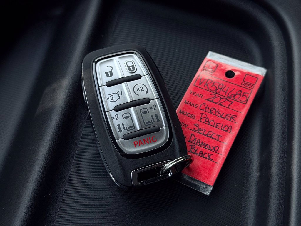 New 2027 Chrysler Pacifica Select FWD image 47