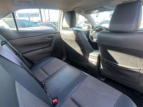 Used 2016 Toyota Corolla S Premium image 11