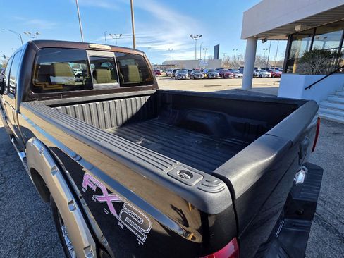 Used 2014 Ford F250 Lariat w/ Lariat Interior Package image 34