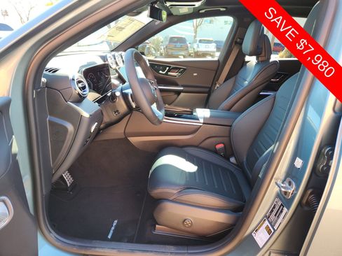 New 2025 Mercedes-Benz GLC 350e 4MATIC image 16