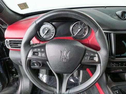 Certified 2023 Maserati Levante GT AWD/4WD image 9