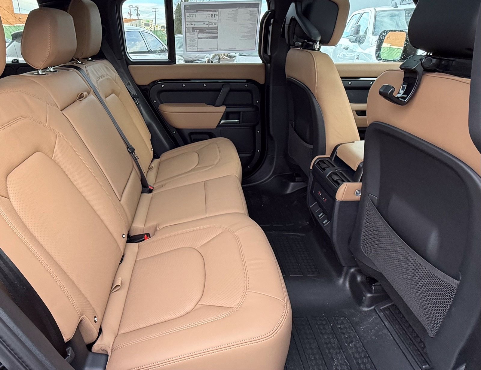 New 2026 Land Rover Defender 110 X-Dynamic SE AWD/4WD image 16