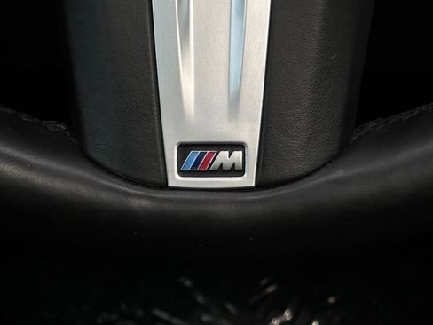 Used 2019 BMW X5 xDrive40i w/ M Sport Package image 3