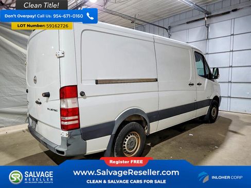 Used 2015 Mercedes-Benz Sprinter 2500 image 4