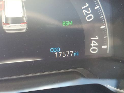 Used 2024 Toyota RAV4 XLE Premium image 14