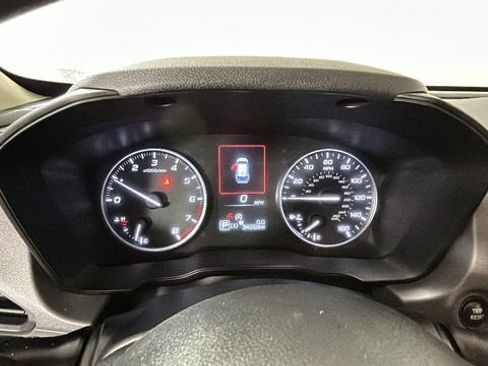 Used 2024 Subaru Crosstrek 2.0i Premium AWD/4WD image 18