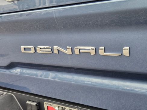New 2025 GMC Sierra 2500 Denali w/ Denali Reserve Package image 2
