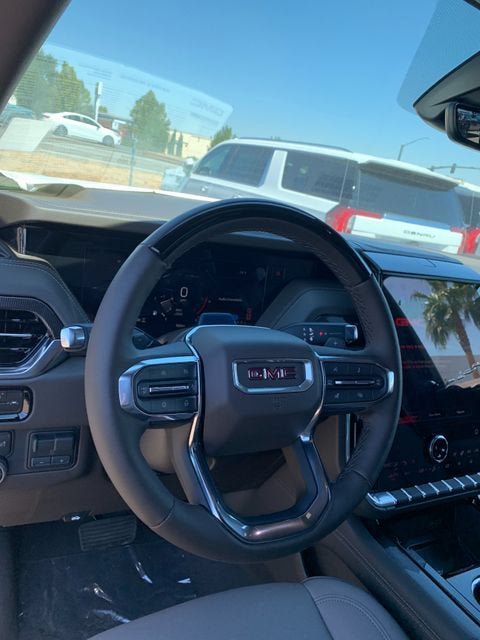 New 2026 GMC Yukon XL Elevation w/ Elevation Premium Package AWD/4WD image 27