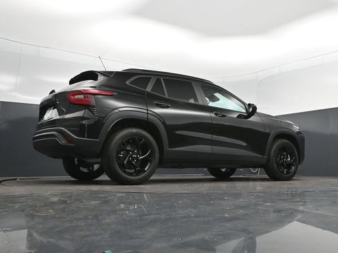 New 2026 Chevrolet Trax LT FWD image 42