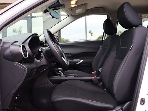 Used 2023 Nissan Kicks SV FWD image 38