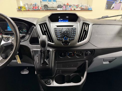 Used 2017 Ford Transit 150 XL image 50