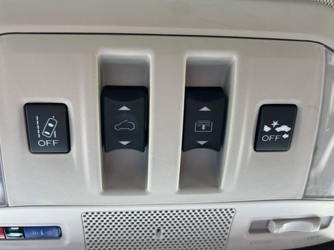 Used 2019 Subaru Ascent Touring AWD/4WD image 23
