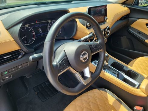 Used 2024 Nissan Sentra SV w/ SV Premium Package FWD image 18