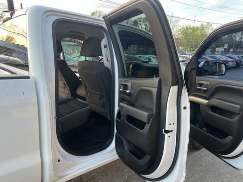 Used 2018 Chevrolet Silverado 1500 LT image 15