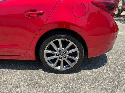 Used 2018 MAZDA MAZDA3 Grand Touring FWD image 22