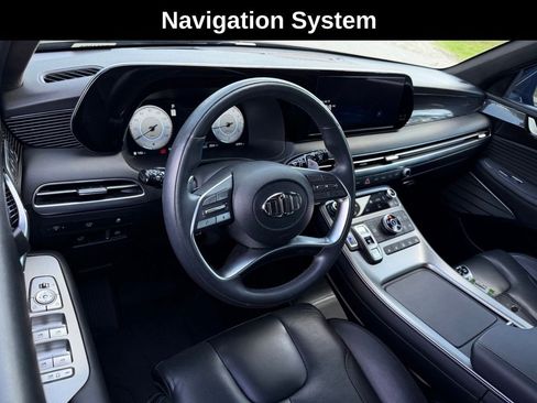Used 2023 Hyundai Palisade Calligraphy w/ Winter Package AWD/4WD image 3