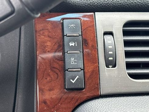 Used 2012 Chevrolet Tahoe LT w/ Texas Edition RWD image 19