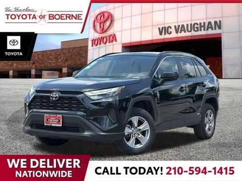 Certified 2025 Toyota RAV4 LE AWD/4WD image 1
