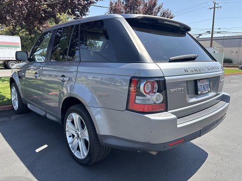 Used 2013 Land Rover Range Rover Sport HSE LUX AWD/4WD image 9