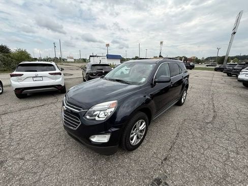 Used 2017 Chevrolet Equinox LT w/ Convenience Package FWD image 2