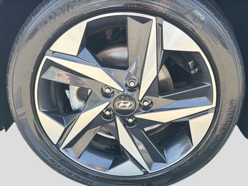Certified 2023 Hyundai Elantra SEL w/ Convenience Package FWD image 14