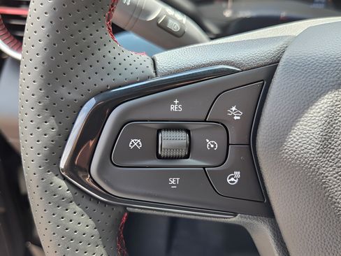 New 2026 Chevrolet Trax RS w/ Sunroof Package FWD image 24