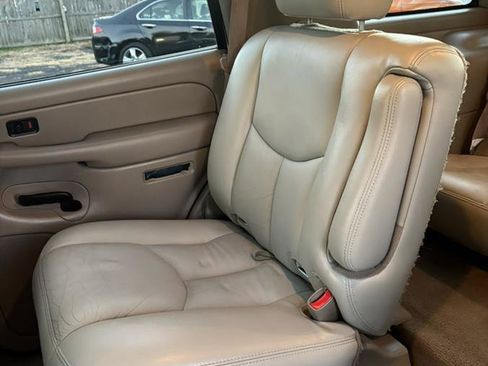 Used 2004 Chevrolet Tahoe Z71 w/ Z71 Preferred Equipment Group image 14