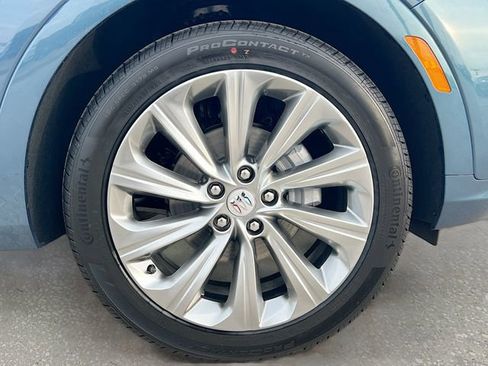 New 2026 Buick Envista Avenir image 19