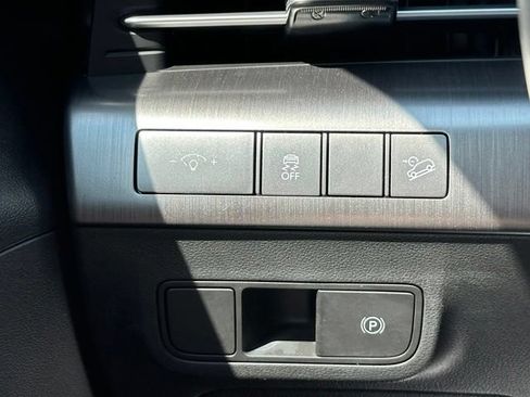 Used 2025 Hyundai Kona SEL AWD/4WD image 18