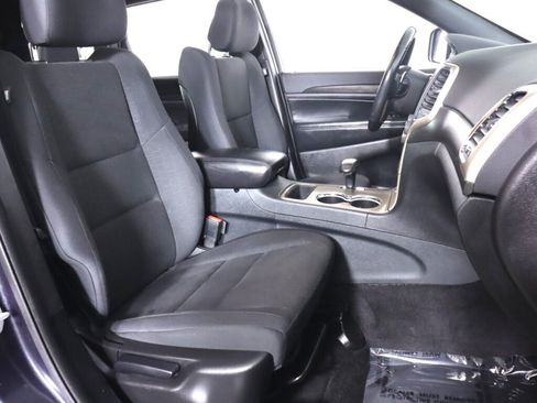 Used 2015 Jeep Grand Cherokee Laredo w/ Quick Order Package 23E AWD/4WD image 37