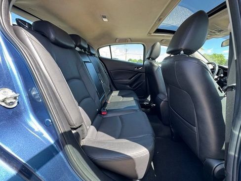 Used 2017 MAZDA MAZDA3 Grand Touring FWD image 14