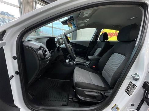 Used 2021 Hyundai Kona SE AWD/4WD image 11