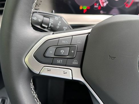 New 2026 Volkswagen Tiguan SE AWD/4WD image 20