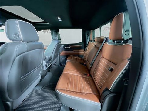 Used 2025 GMC Sierra 1500 Denali Ultimate image 24
