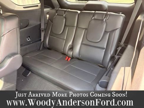 Used 2025 Ford Explorer ST w/ Sun And Sound Package AWD/4WD image 9