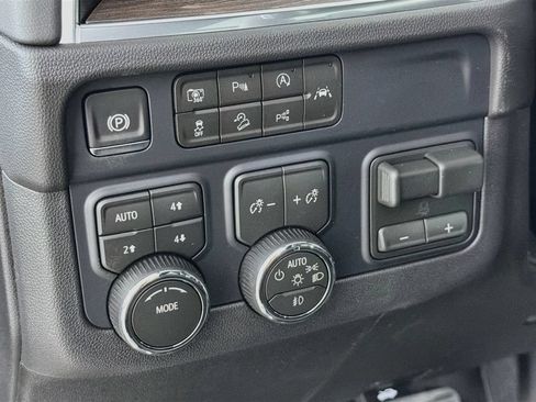 New 2026 Chevrolet Tahoe Z71 w/ Comfort Package AWD/4WD image 10