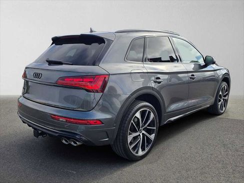 Used 2023 Audi SQ5 Prestige w/ Prestige Package AWD/4WD image 7