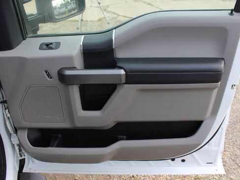 Used 2020 Ford F250 XLT w/ FX4 Off-Road Package image 22