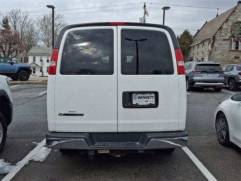 Used 2019 Chevrolet Express 3500 LT w/ LT Preferred Equipment Group image 6