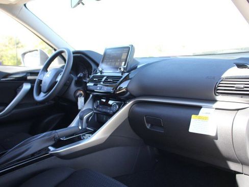 New 2026 Mitsubishi Eclipse Cross ES image 17