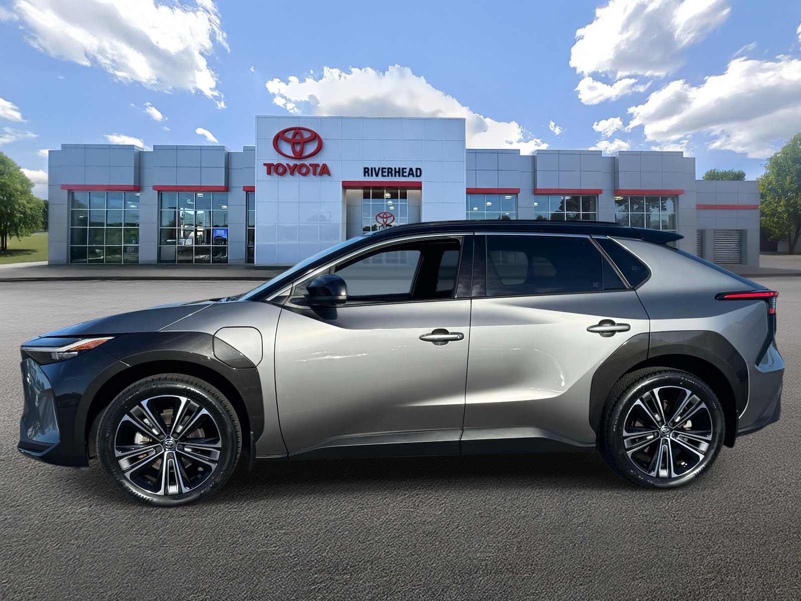 Certified 2023 Toyota bZ4X AWD w/ Weather Package image 4