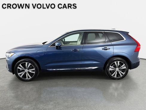 Used 2023 Volvo XC60 T8 Plus image 9