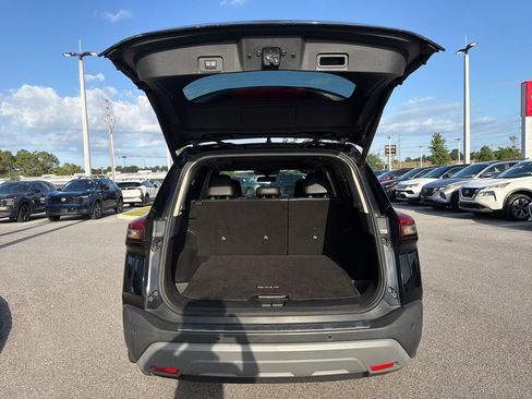 Used 2021 Nissan Rogue SV w/ Premium Package AWD/4WD image 9